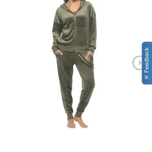 NEW Felina Olive Green Velvet Hooded Lounge Set